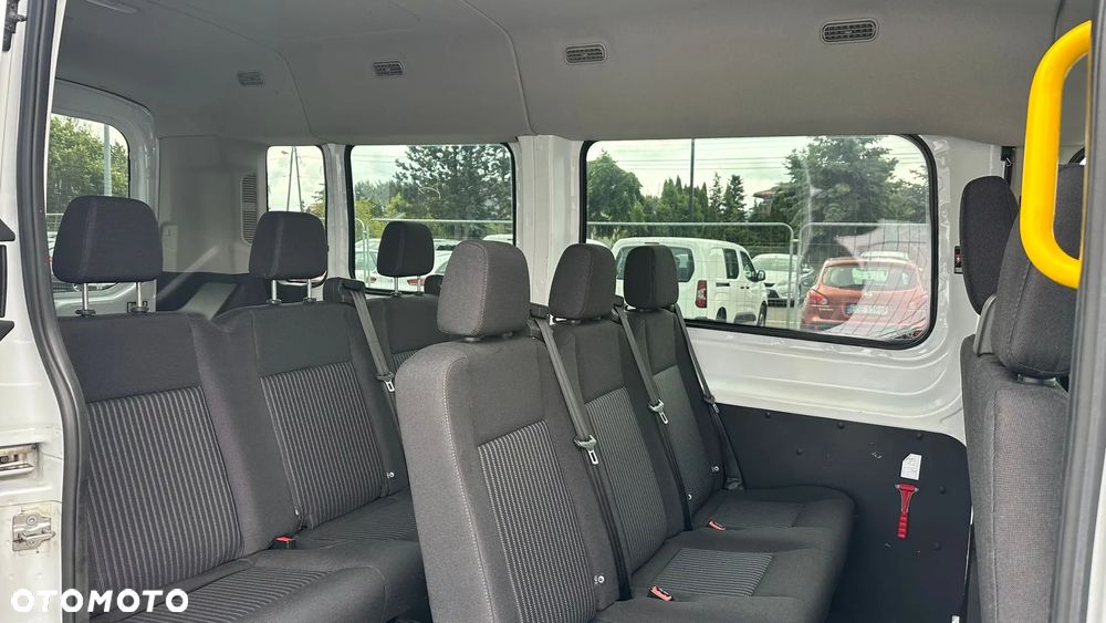 Ford Transit - 12