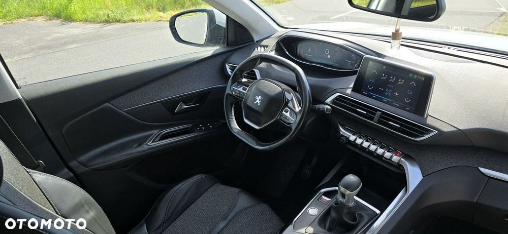 Peugeot 3008 - 30
