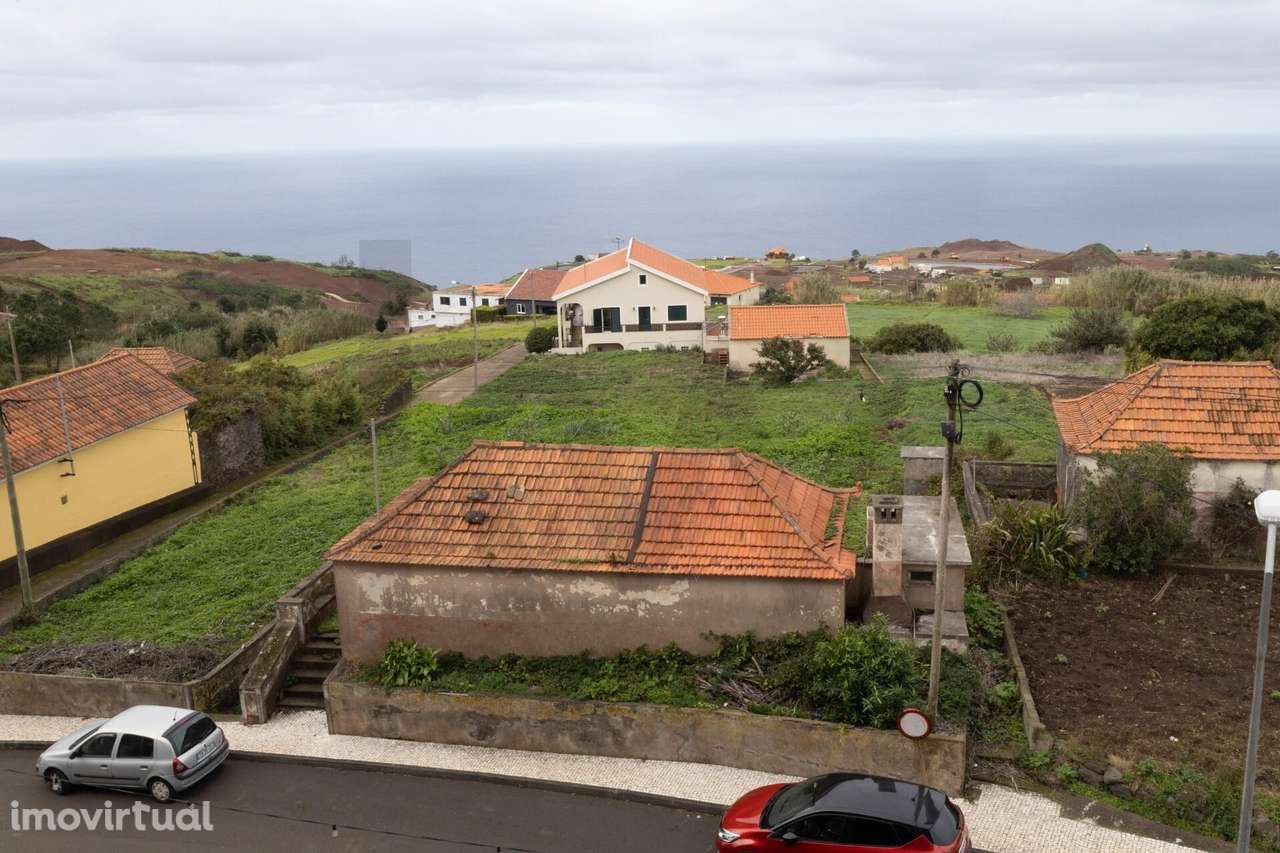Moradia em pedra para recuperar | Ponta do Pargo - Grande imagem: 4/20