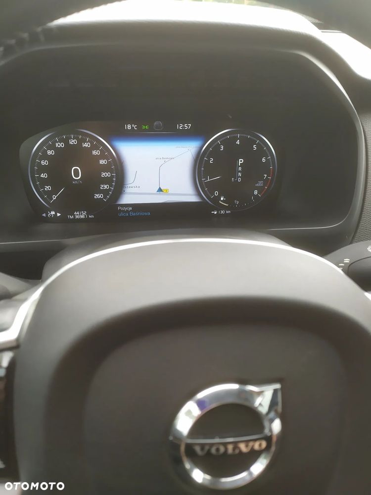 Volvo XC 90 T6 AWD Momentum 7os - 17
