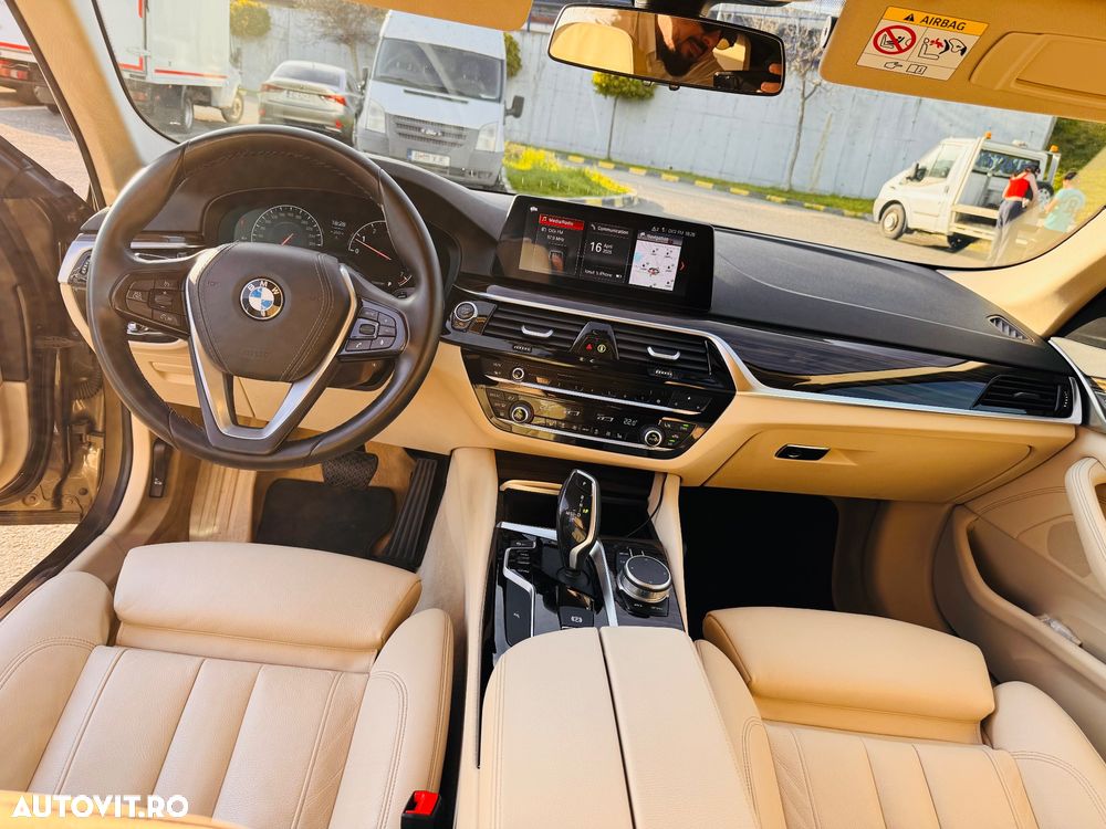 BMW Seria 5 530i Aut. - 9