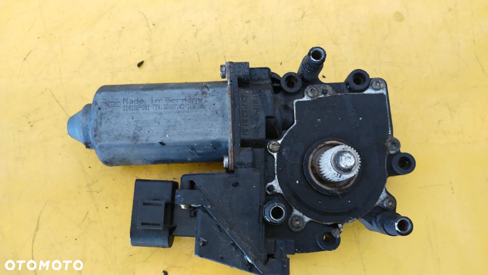 Silniczek szyby Audi OE 119024114 - 2