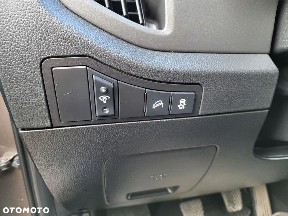 Kia Sportage 2.0 CRDI XL 2WD - 17