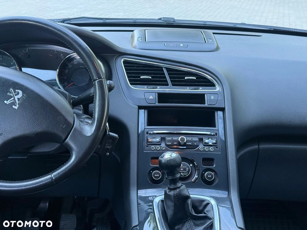 Peugeot 5008 BlueHDi 120 Allure - 14