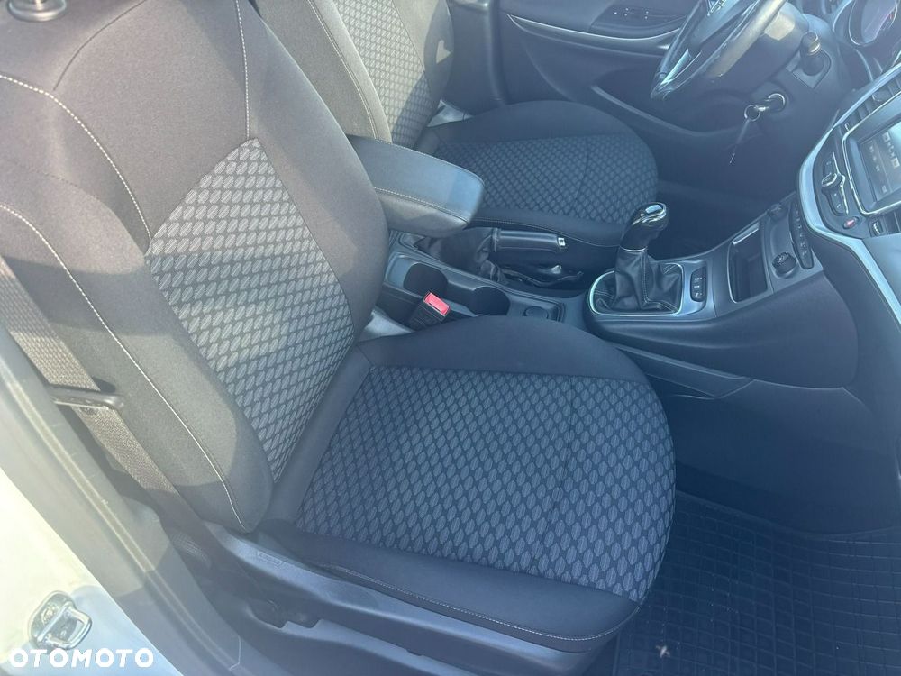 Opel Astra - 36