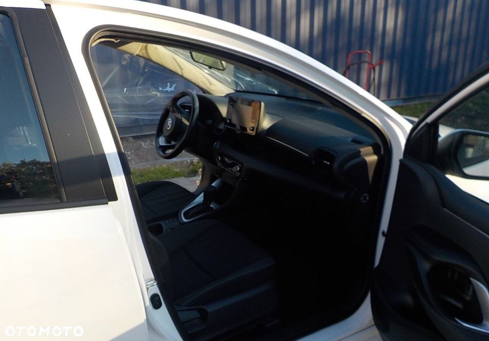 Toyota Yaris - 12