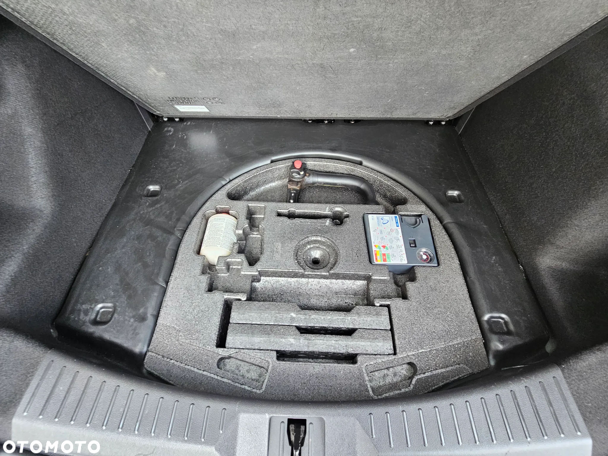 Ford Kuga 2.0 TDCi 4WD Titanium - 22