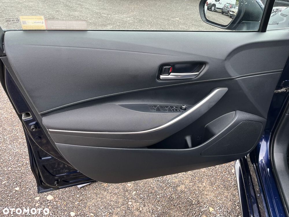 Toyota Corolla 1.8 Hybrid Comfort - 25