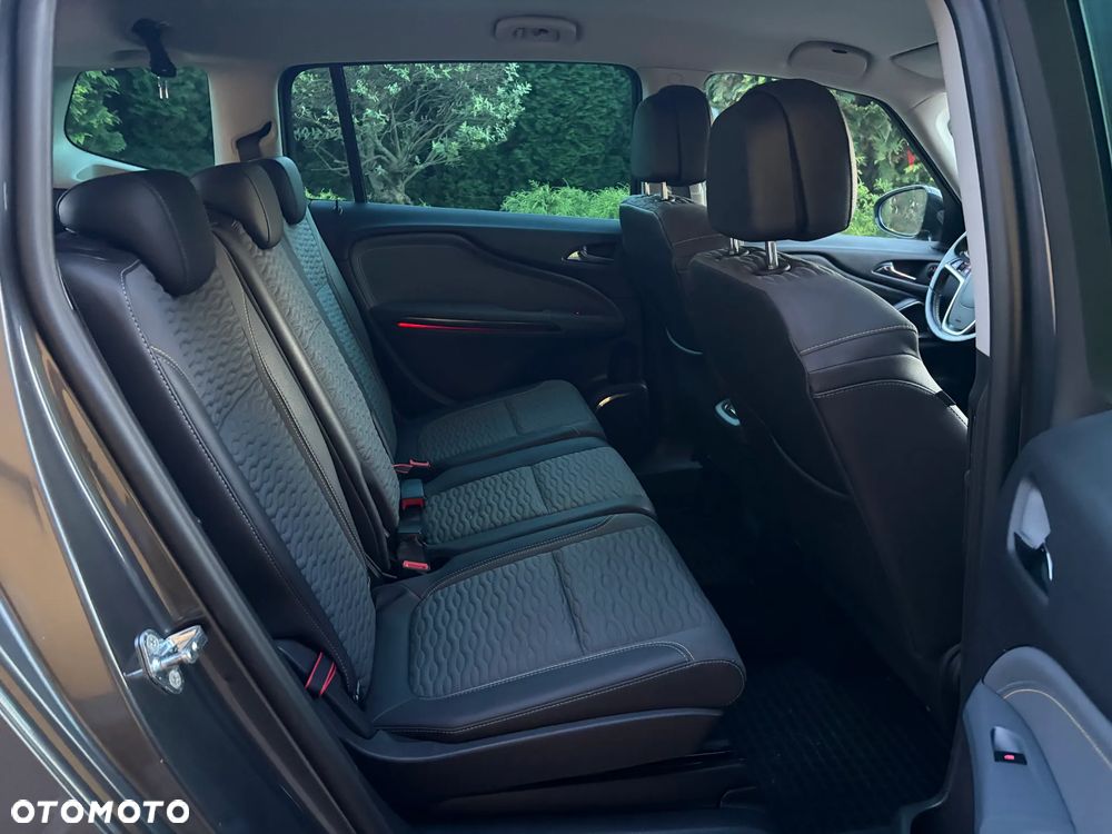 Opel Zafira 2.0 CDTI Cosmo EcoFLEX S&S - 11