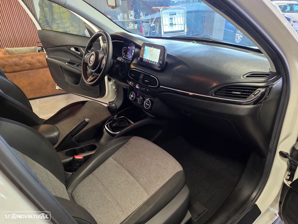 Fiat Tipo Cross 1.3 Multijet - 3