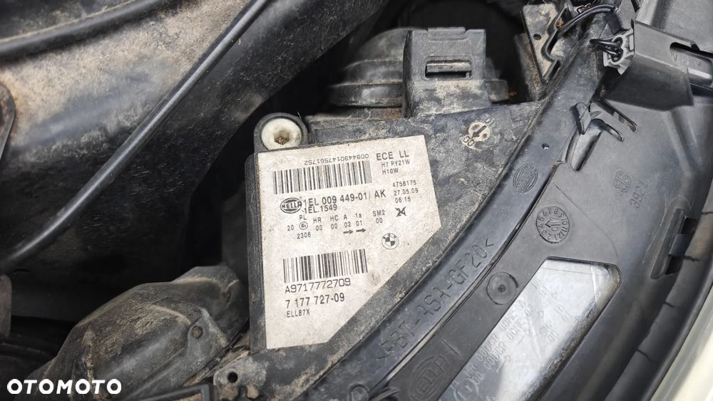 BMW Seria 5 520i - 35
