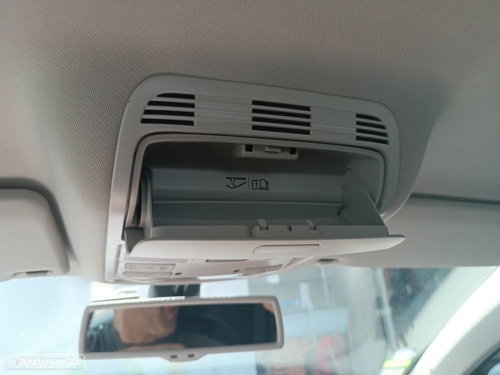 VW Golf Variant 1.6 TDi Highline - 2