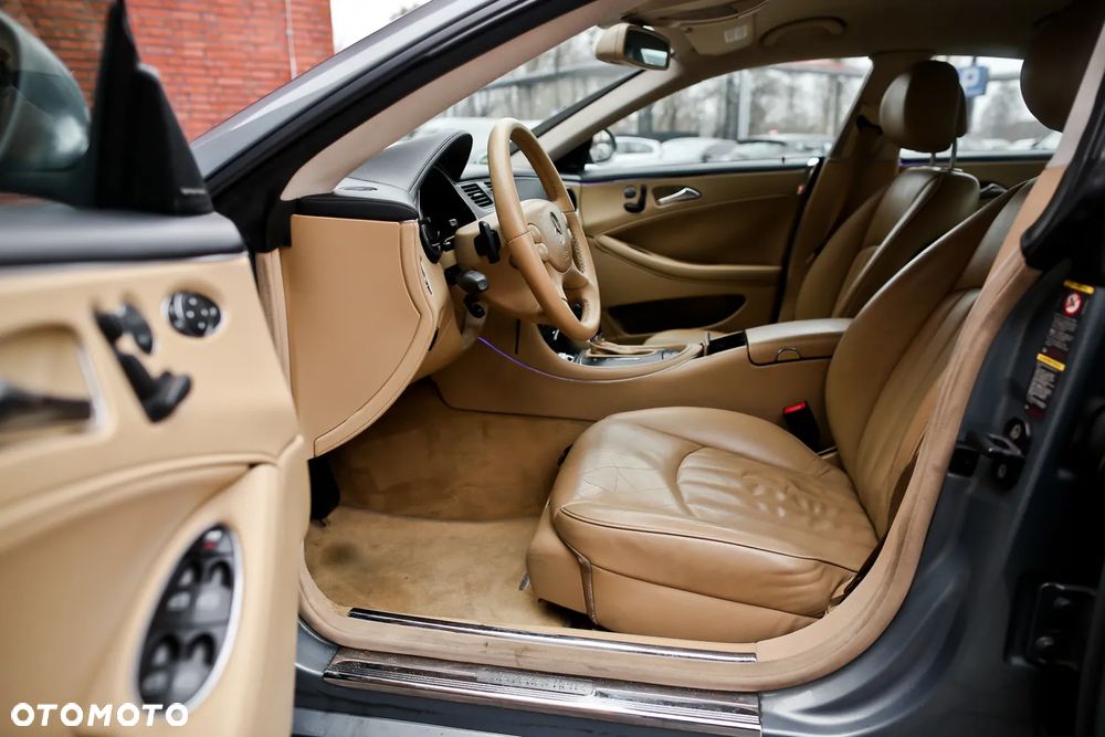 Mercedes-Benz CLS 350 7G-TRONIC - 19