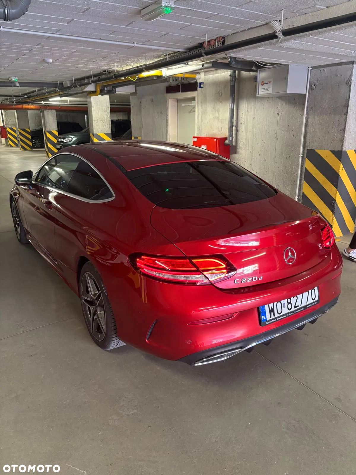 Mercedes-Benz Klasa C 220 d Coupe 9G-TRONIC - 4