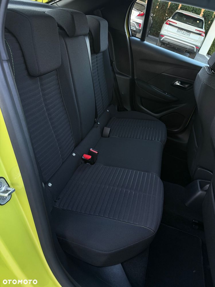 Peugeot 208 Hybrid 100 e-DSC6 Allure - 32