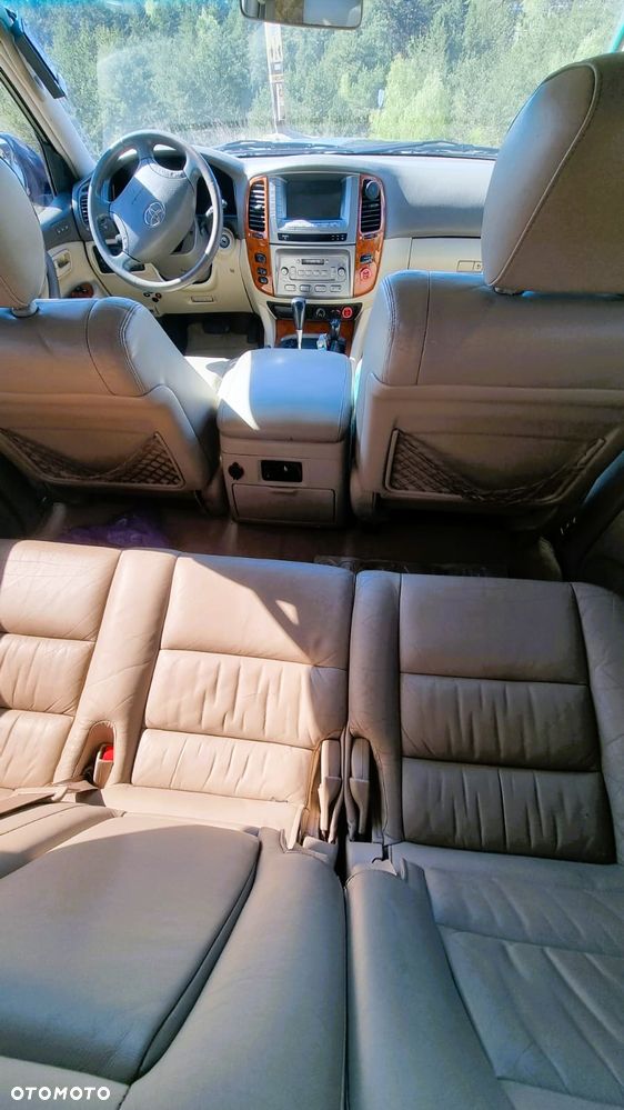 Toyota Land Cruiser 4.7 V8 - 7