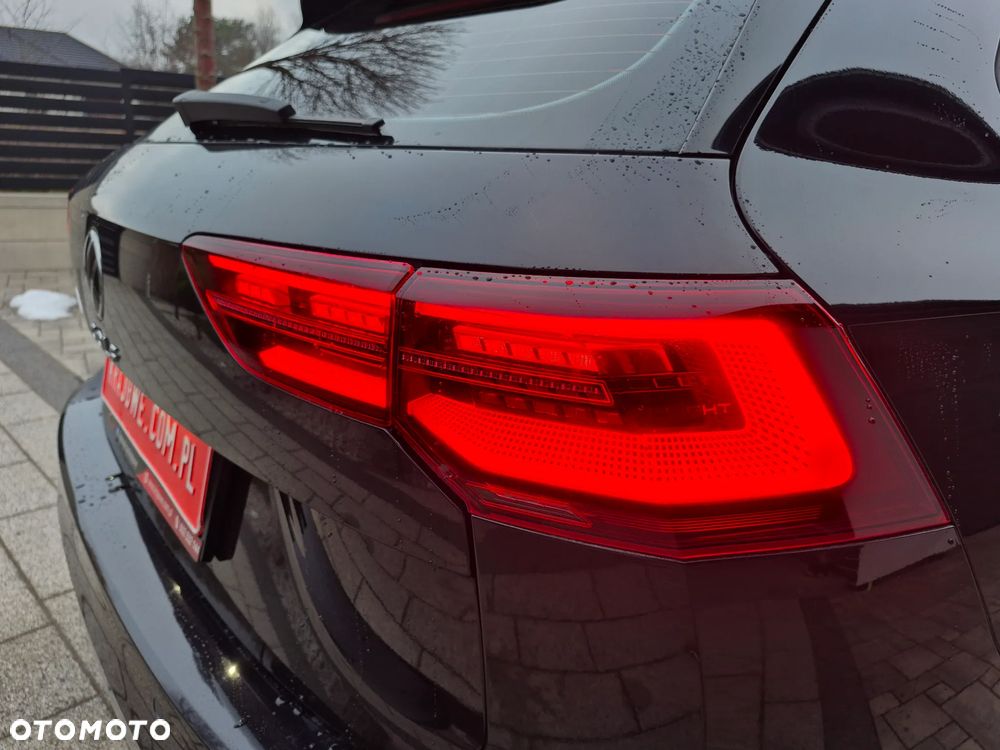 Volkswagen Golf Variant - 33