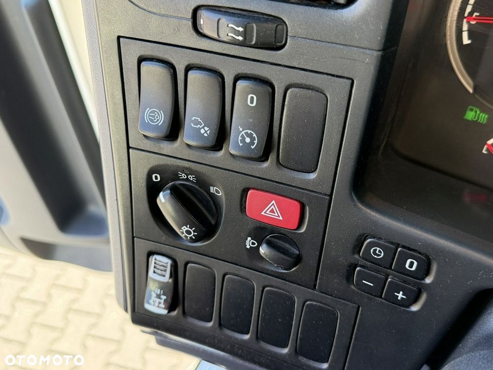 Scania P 360 EURO 5 4x2 Niska Kabina Hydraulika Opticruise - 21