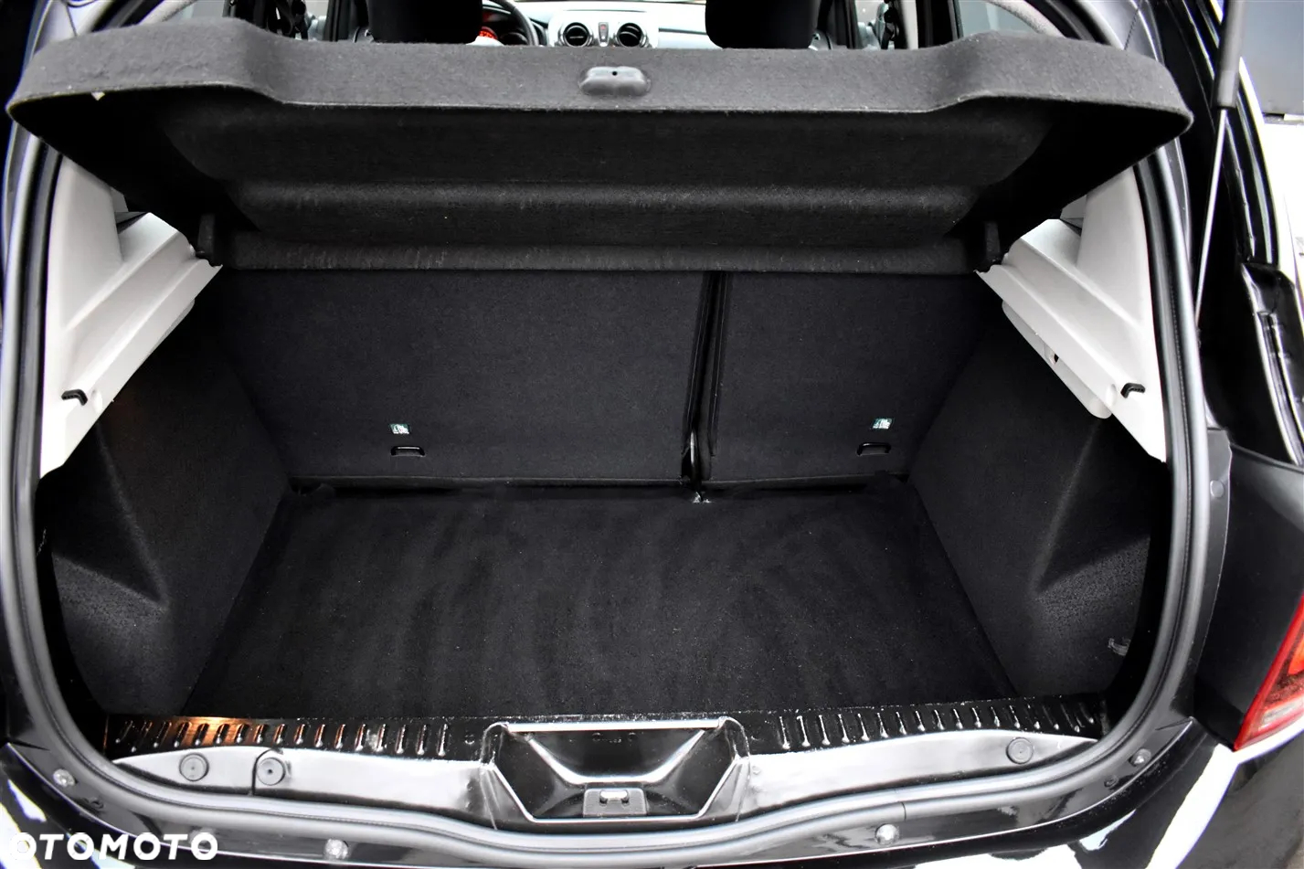 Dacia Sandero 0.9 TCe Laureate S&S - 24