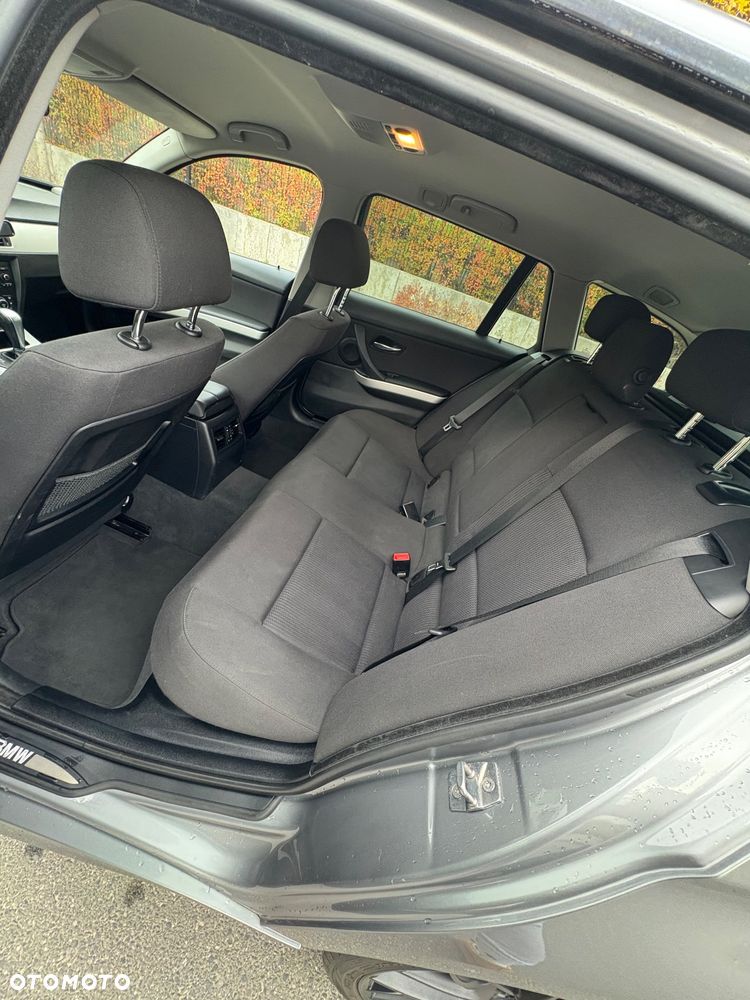 BMW Seria 3 - 23