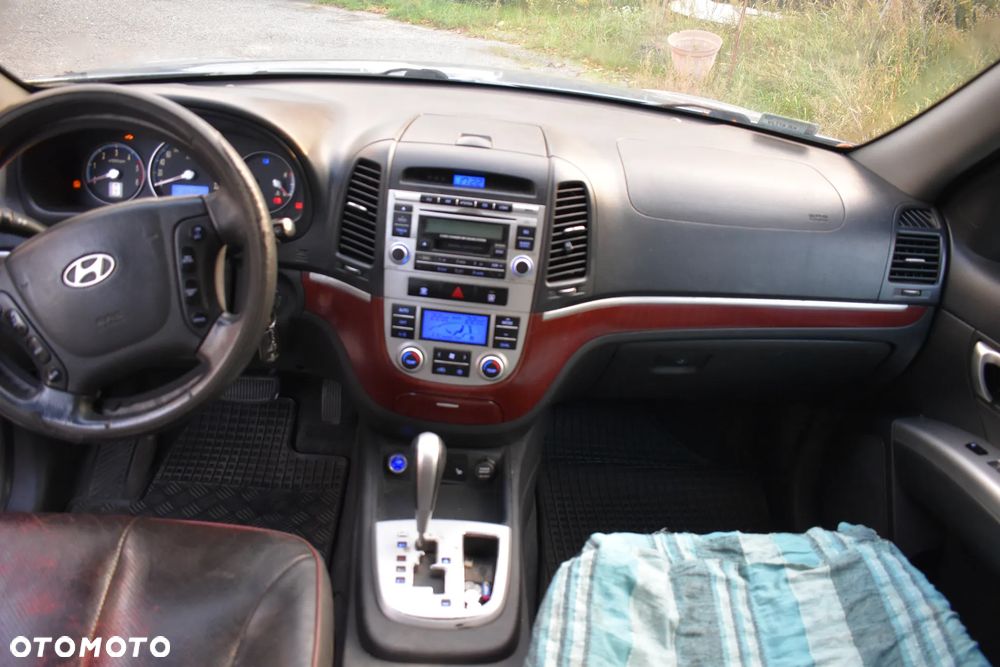 Hyundai Santa Fe - 10