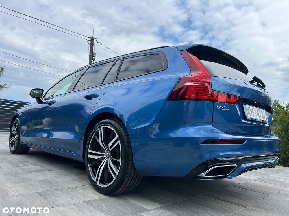 Volvo V60 T8 AWD Twin Engine Geartronic R-Design - 18