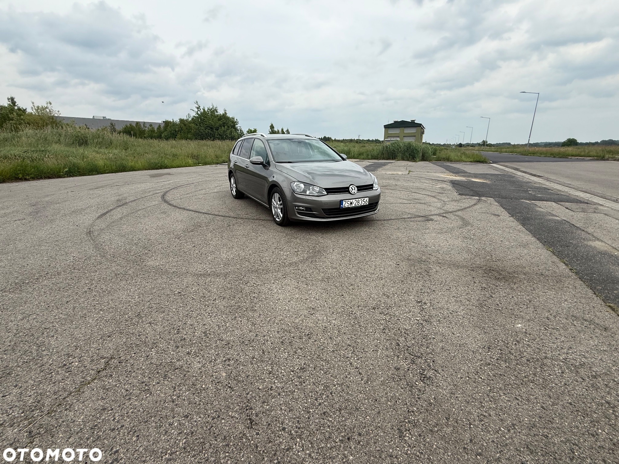 Volkswagen Golf 1.6 TDI BlueMotion Technology DSG Allstar - 2