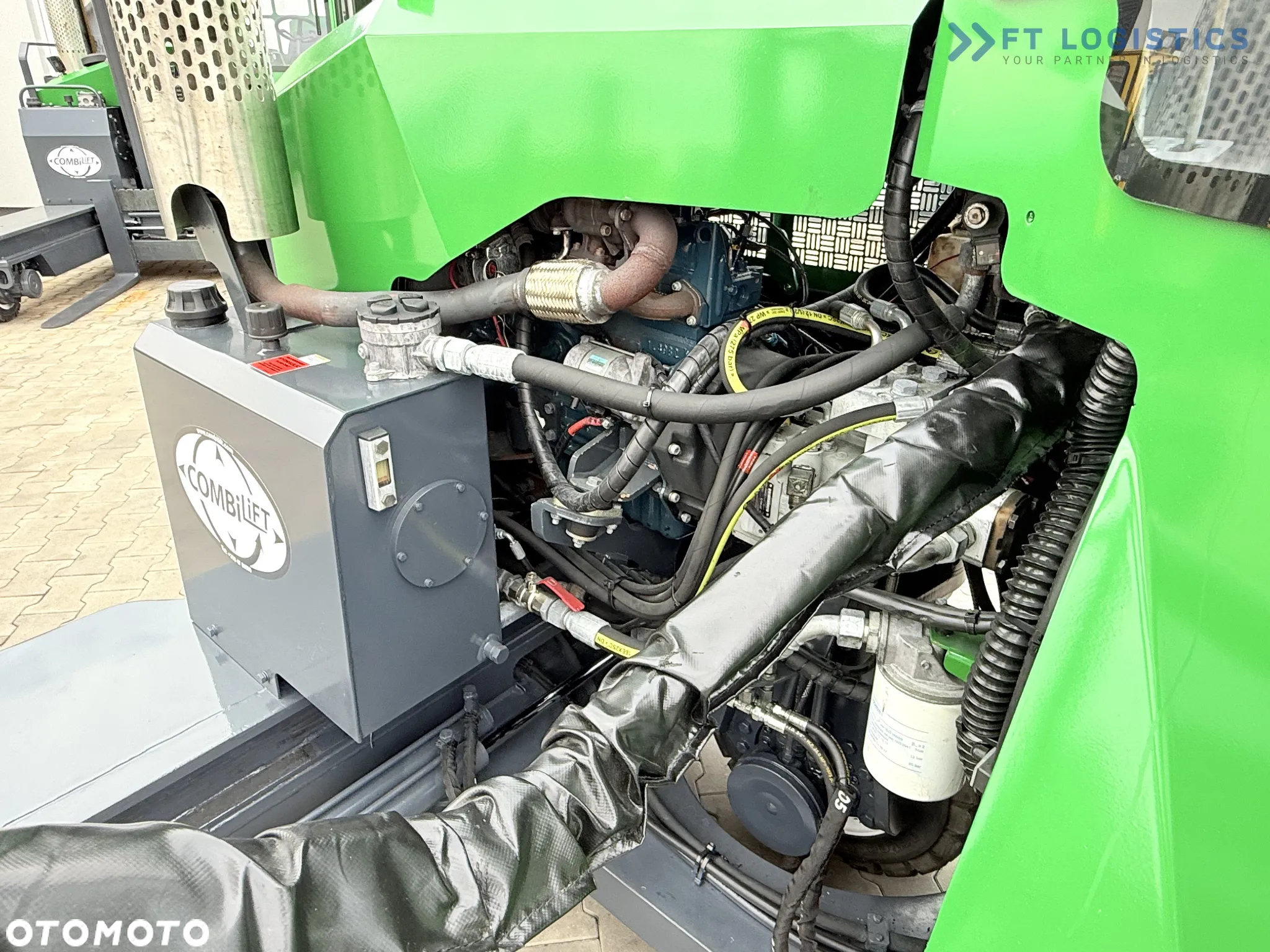 Combilift C3000 / DIESEL / DUPLEX - 4000MM / SZEROKI POZYCJONER WIDEŁ 2700MM / PEŁNA OGRZEWANA KABINA / JEDYNIE 6905H/ STAN - JAK NOWY! - 39