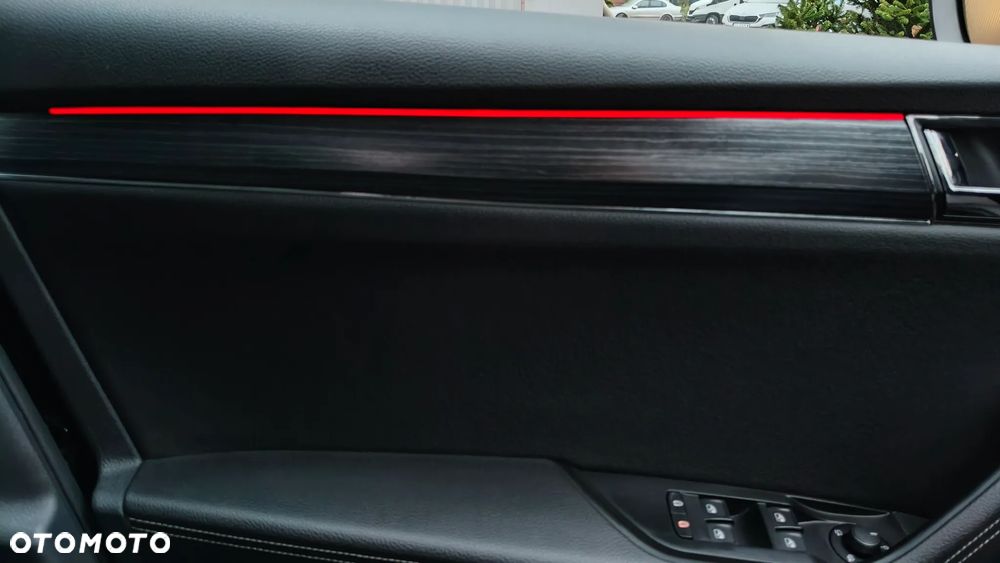 Skoda Superb 2.0 TDI Style DSG - 23