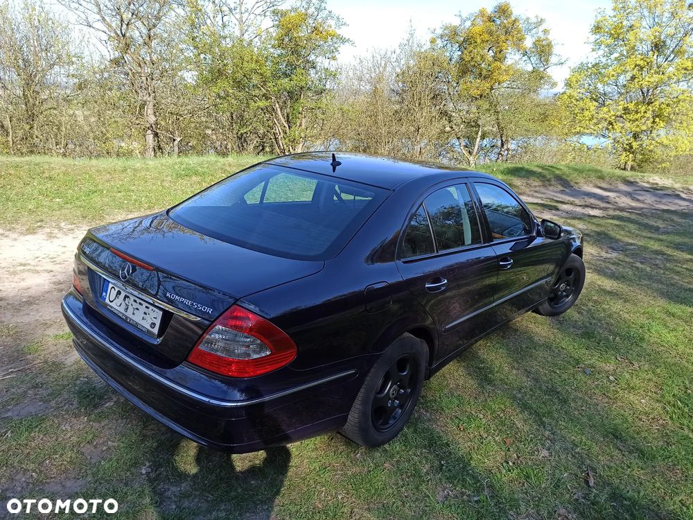 Mercedes-Benz Klasa E 200 Kompressor Elegance - 3