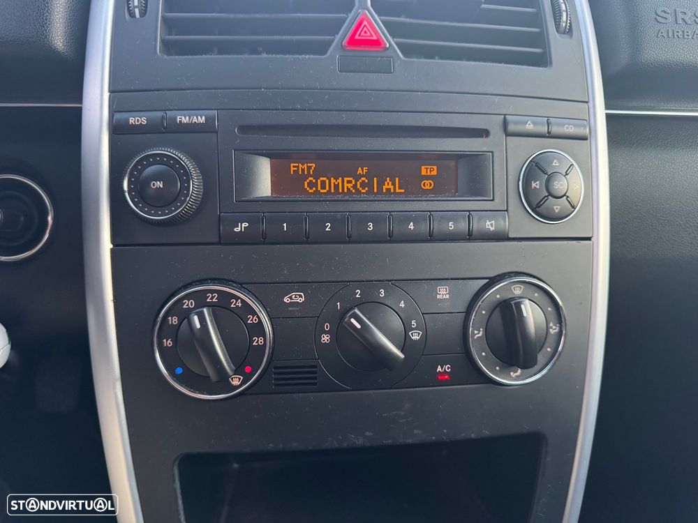 Mercedes-Benz B 150 BlueEFFICIENCY - 19