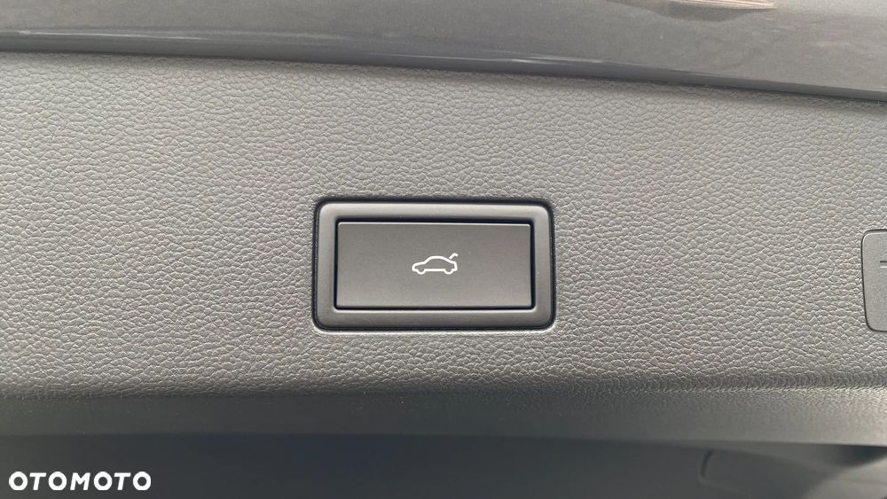 Volkswagen Golf Variant 1.5 eTSI mHEV Life Plus DSG - 24