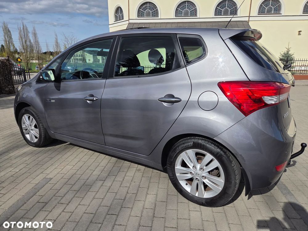 Hyundai ix20 1.4 Premium blue - 6