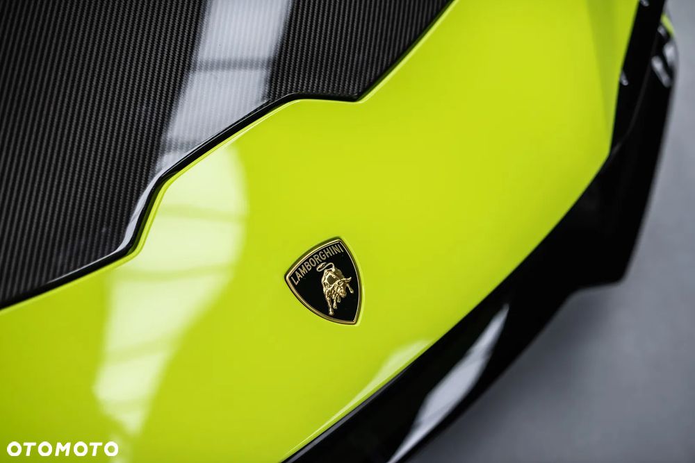 Lamborghini Huracan - 12