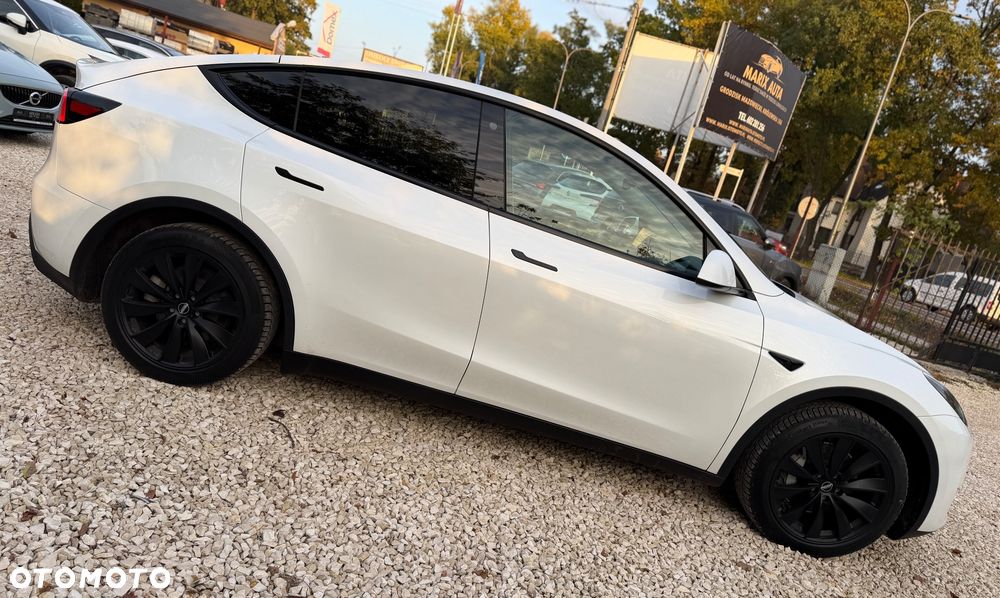 Tesla Model Y RWD - 13