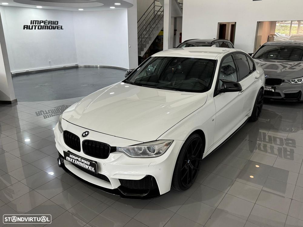 BMW 328 i Auto Pack M - 3