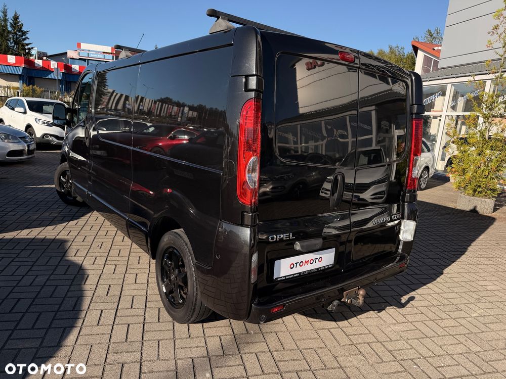 Opel Vivaro - 2