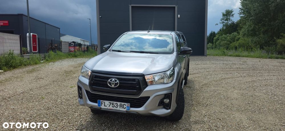 Toyota Hilux 2.4 D-4D Extra Cab SR 4x4 - 6
