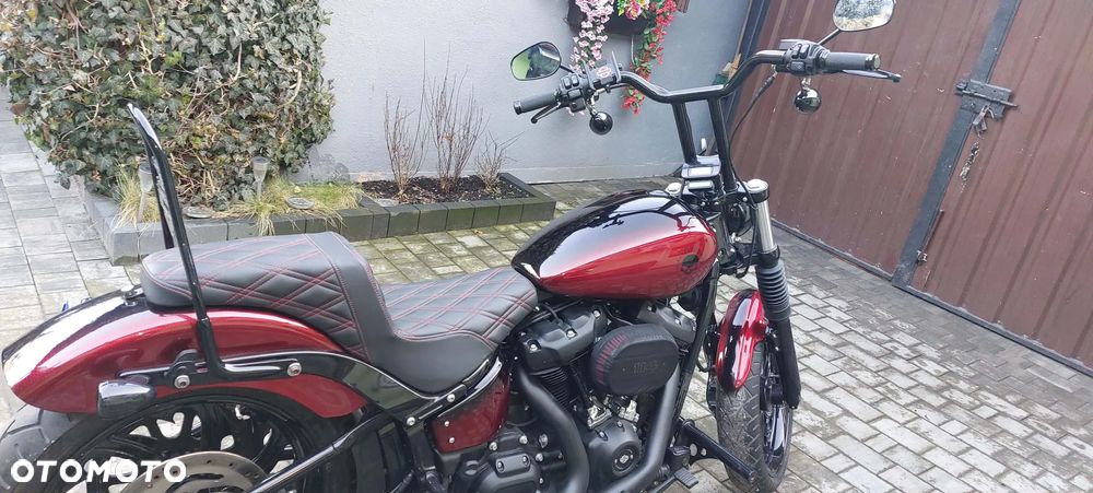 Harley-Davidson Softail Street Bob - 18