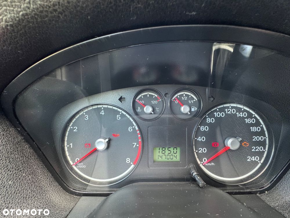 Ford Focus 1.8 Trend - 4