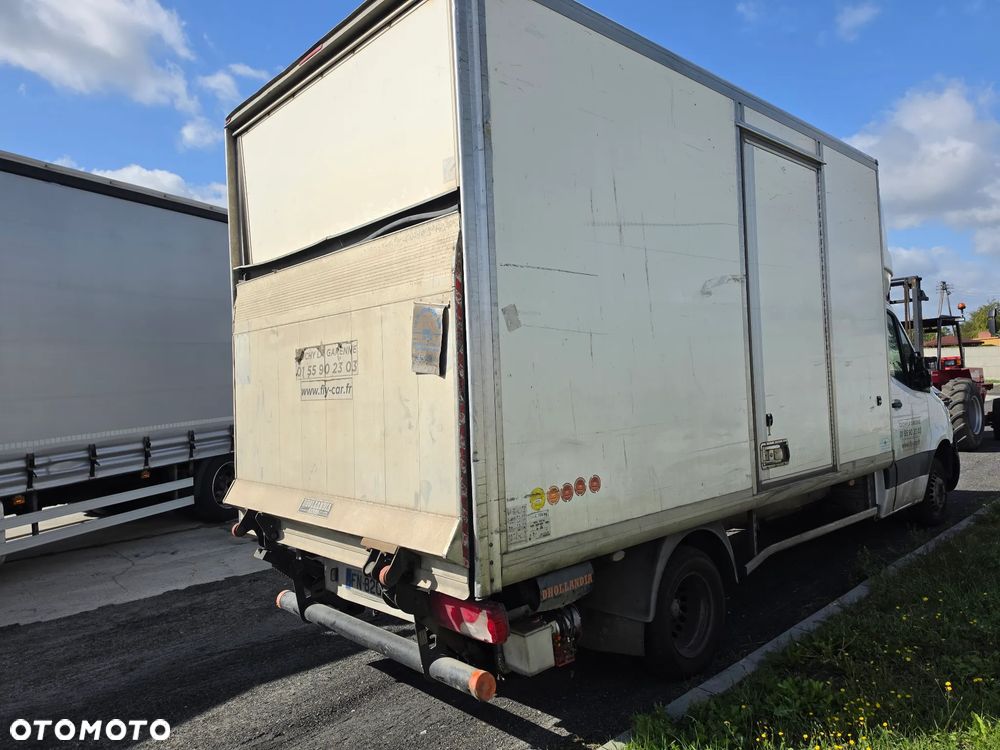 Mercedes-Benz Sprinter - 3