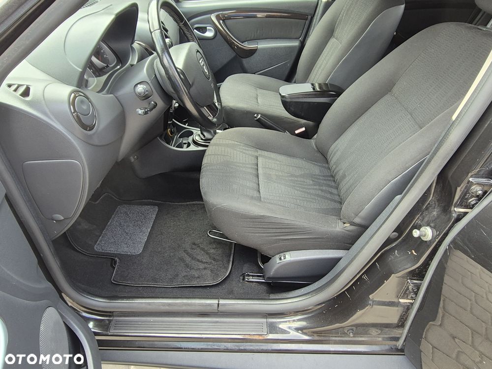 Dacia Duster 1.5 dCi SL Off-Road - 10