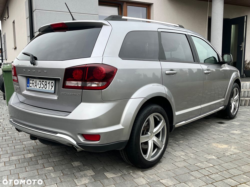 Dodge Journey - 4