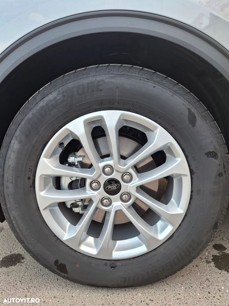 Ford Kuga 1.5 EcoBoost A8 FWD Titanium - 10