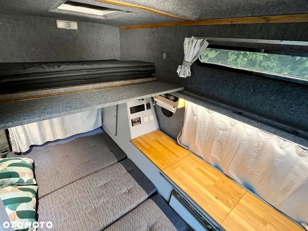Ford Transit - 12