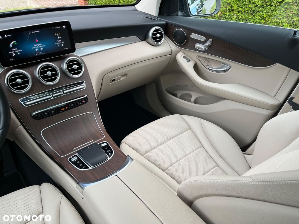 Mercedes-Benz GLC 300 4-Matic - 15