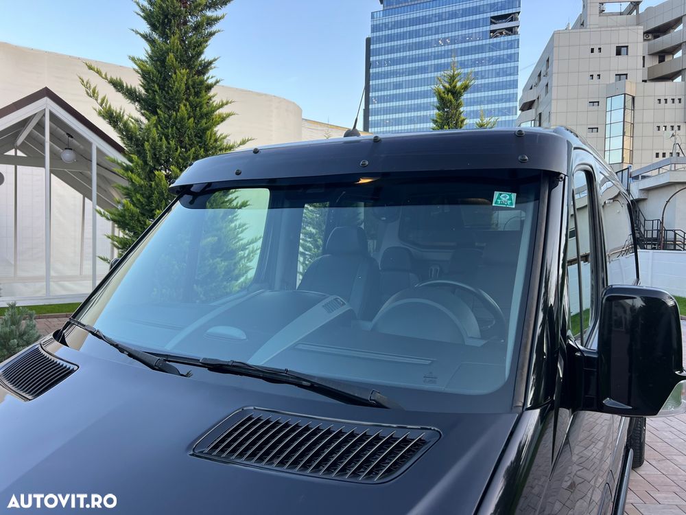 Mercedes-Benz Sprinter - 16