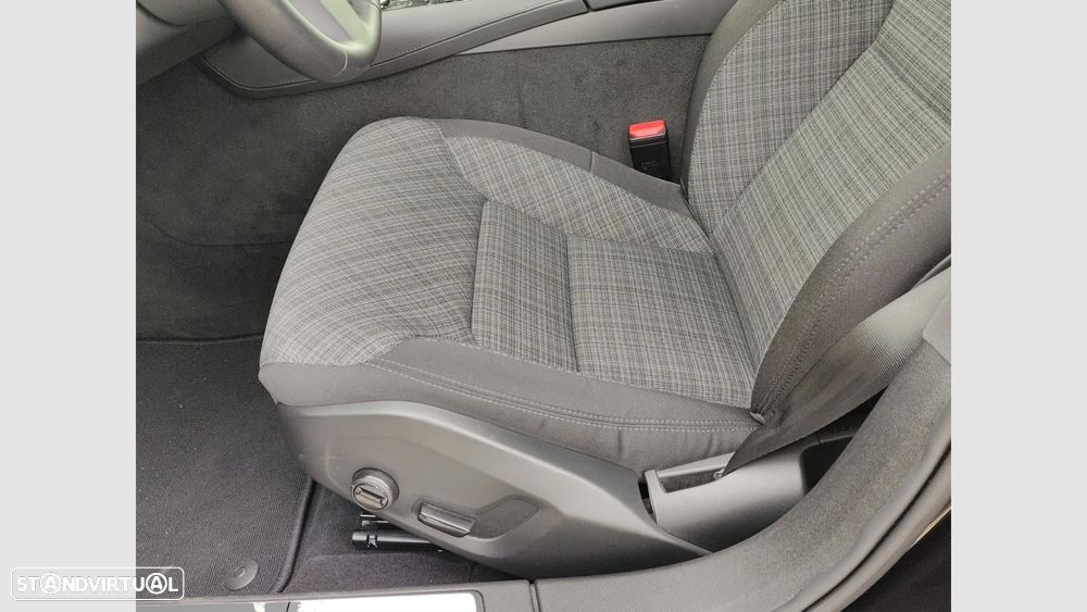 Volvo V60 2.0 T6 AWD TE Core - 12