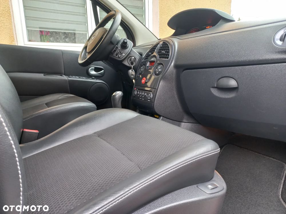 Renault Modus Grand 1.2 16V TCE Limited - 16