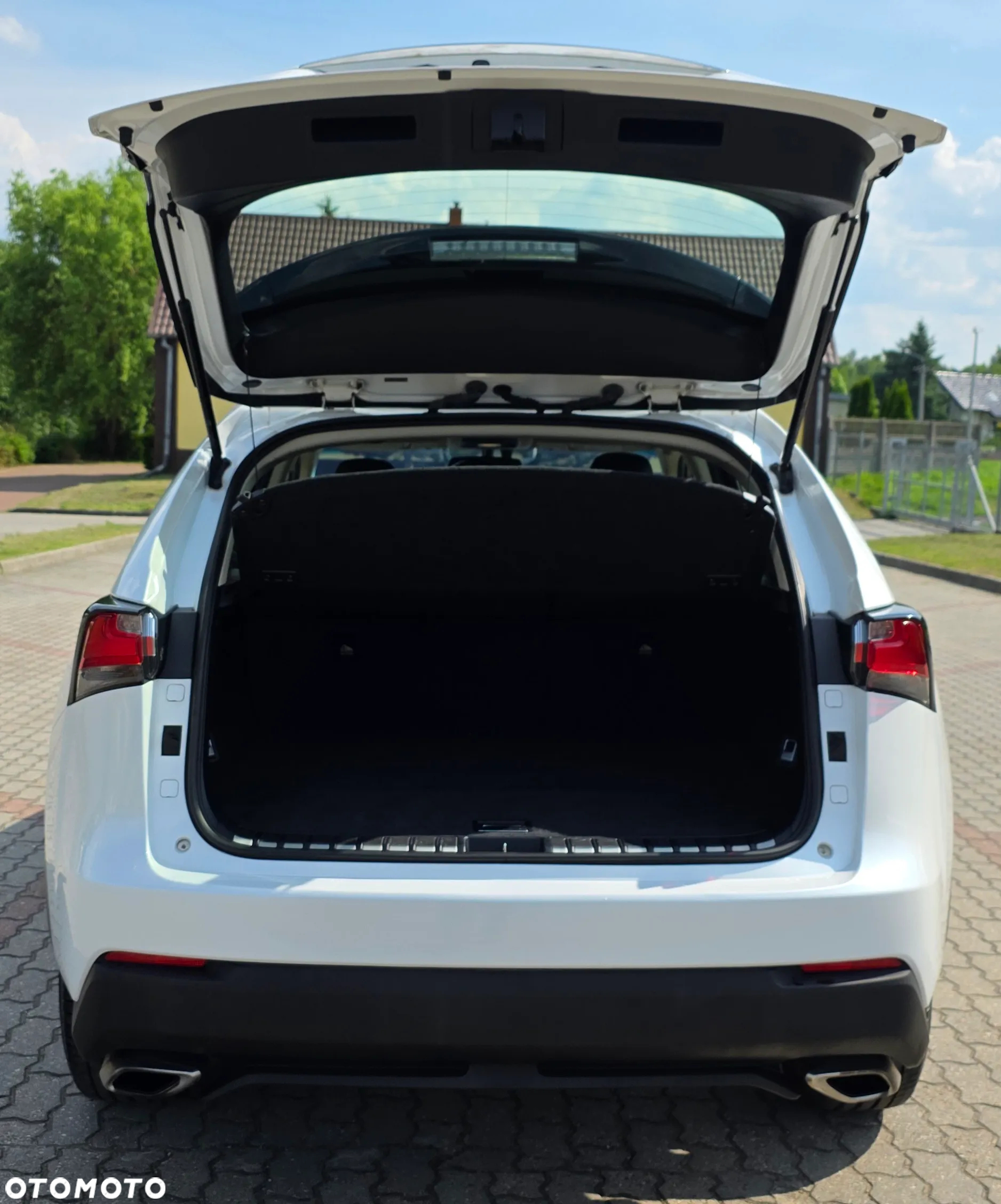Lexus NX 200t Prestige AWD - 10